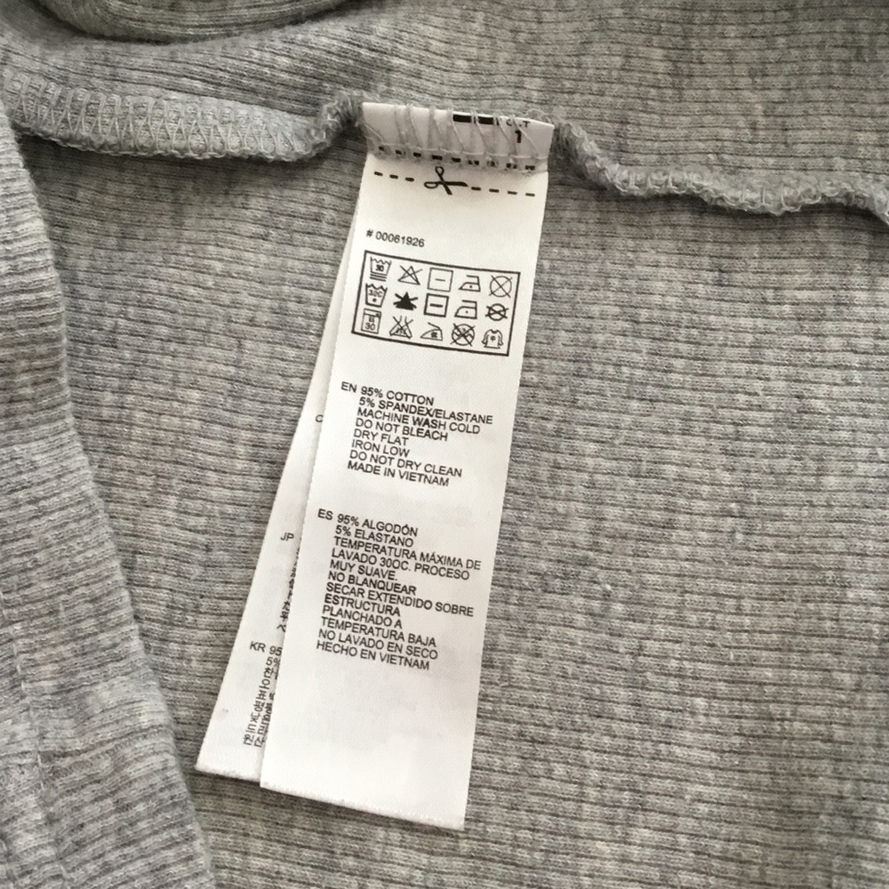Gray Ribbed Racerback Crop Tank Top - size M - Picture 2 of 3